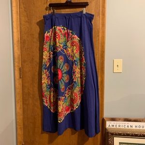 XL // Desigual maxi skirt